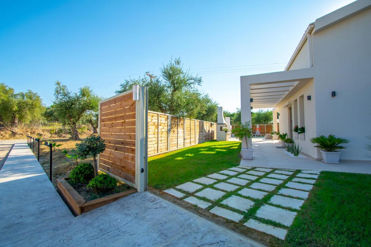Mandi & Jani Villa